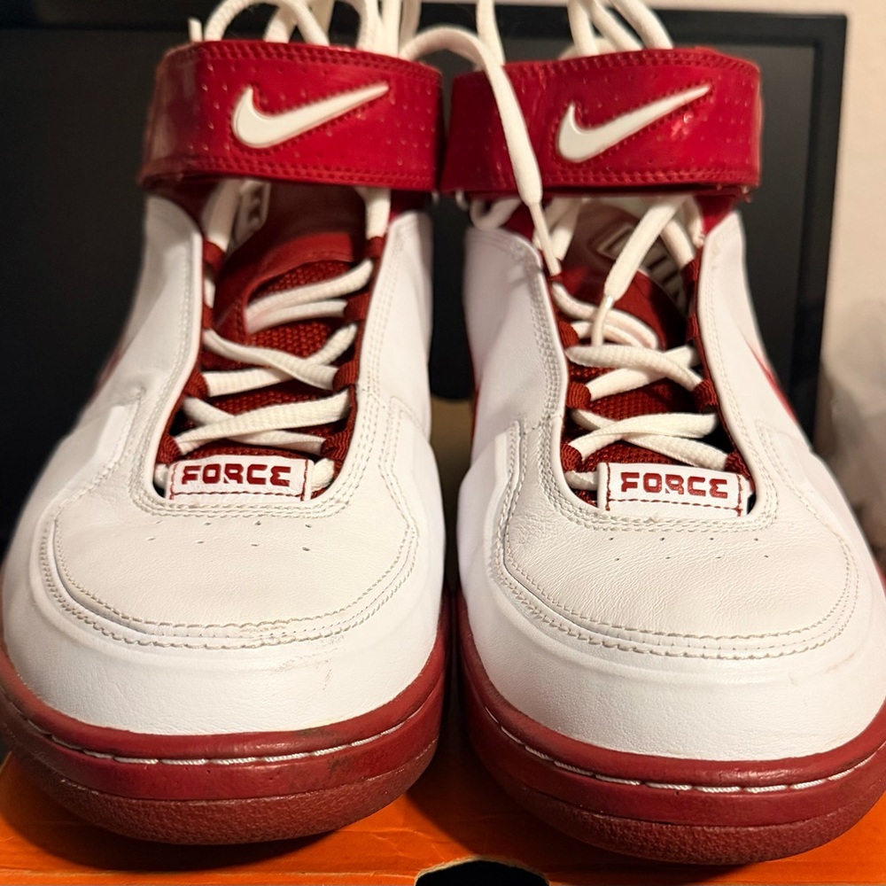 Nike Force - Picture 3 of 10